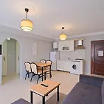 Aparthotel Gold Lion 4*