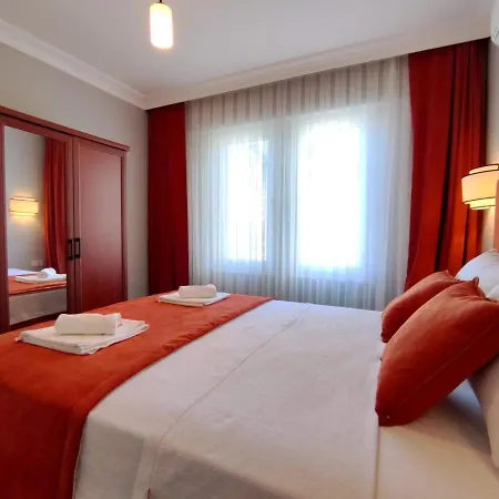 Gold Lion Aparthotel