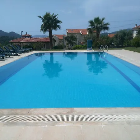 Aparthotel Gold Lion