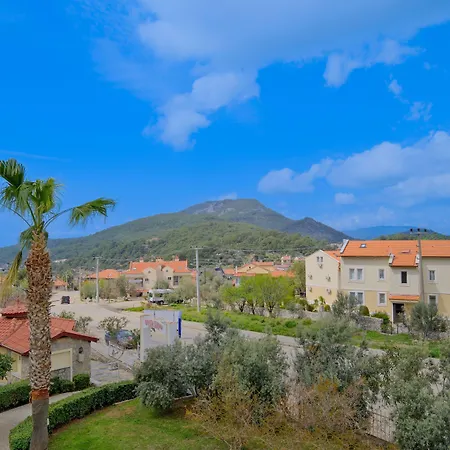 Aparthotel Gold Lion