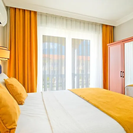 アパートホテル Gold Lion オルデニズ