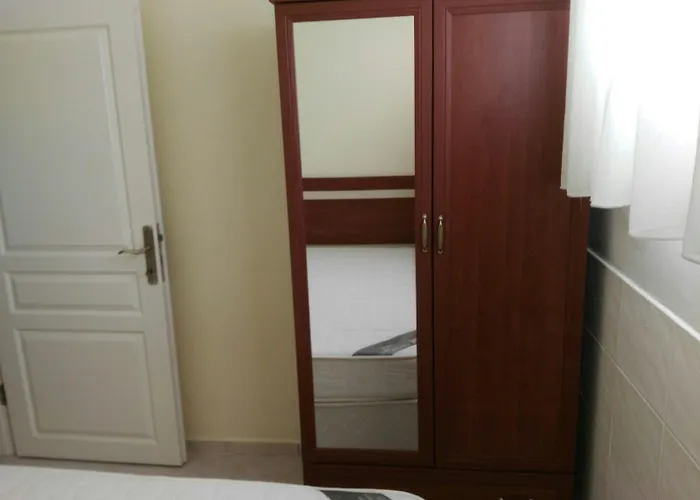 Gold Lion Apart Otel